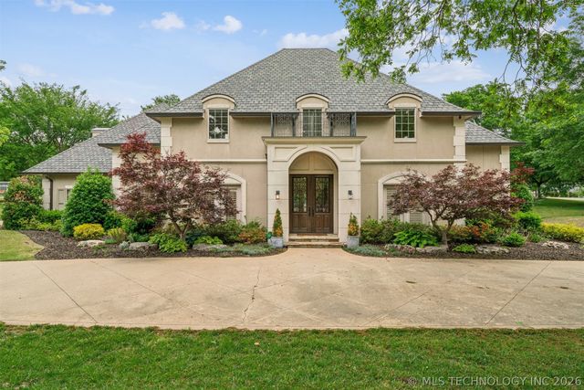 6960 Foxbriar Drive, Tulsa, OK 74132