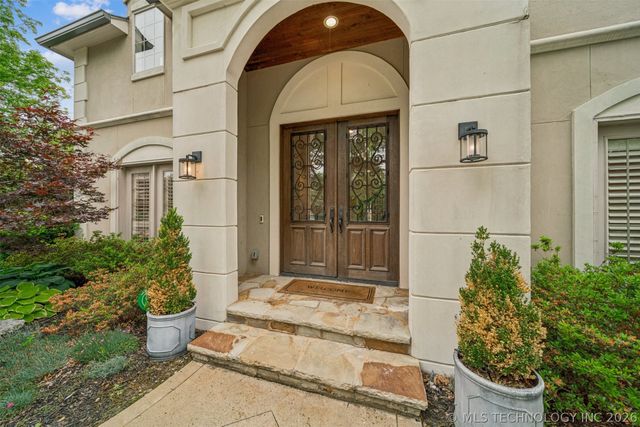 6960 Foxbriar Drive, Tulsa, OK 74132