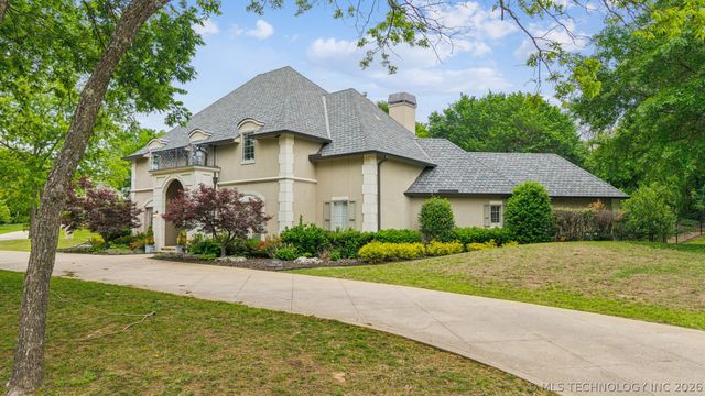 6960 Foxbriar Drive, Tulsa, OK 74132