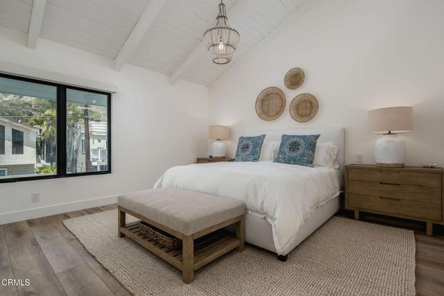 6726 Breakers Way, Ventura, CA 93001