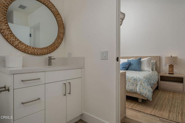 6726 Breakers Way, Ventura, CA 93001
