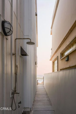 6726 Breakers Way, Ventura, CA 93001