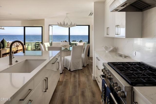 6726 Breakers Way, Ventura, CA 93001