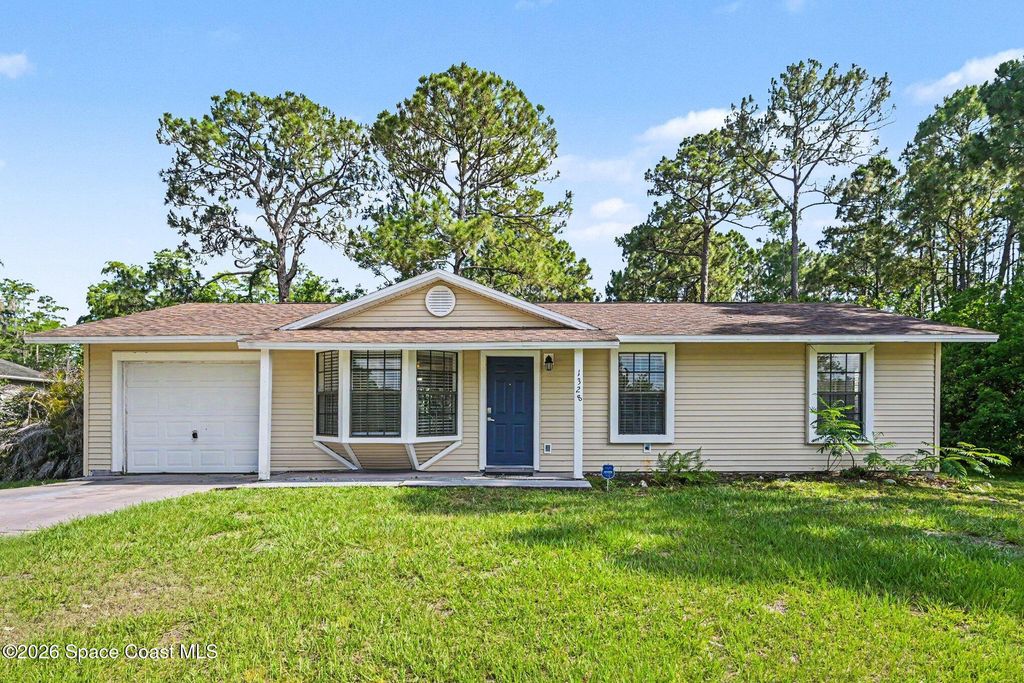 1328 Union Street SE, Palm Bay, FL 32909