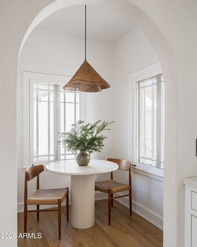 926 W LYNWOOD Street, Phoenix, AZ 85007