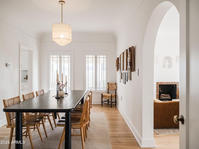 926 W LYNWOOD Street, Phoenix, AZ 85007