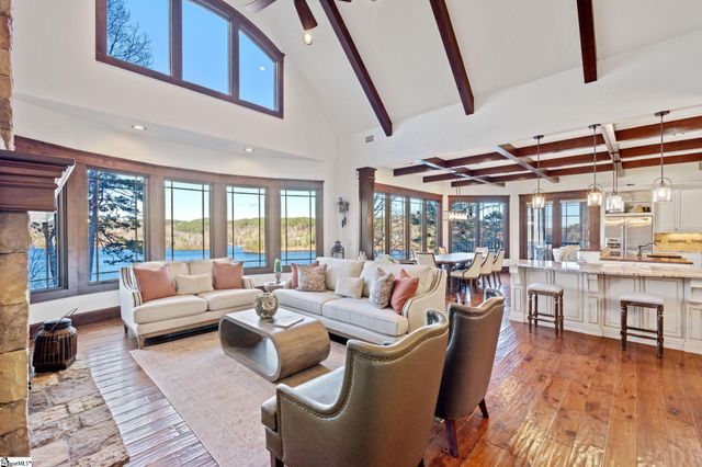 320 Knollwood Drive, Salem, SC 29676