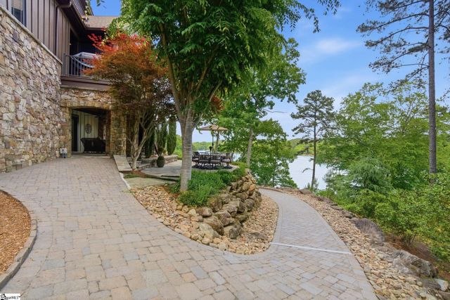 320 Knollwood Drive, Salem, SC 29676