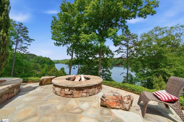 320 Knollwood Drive, Salem, SC 29676