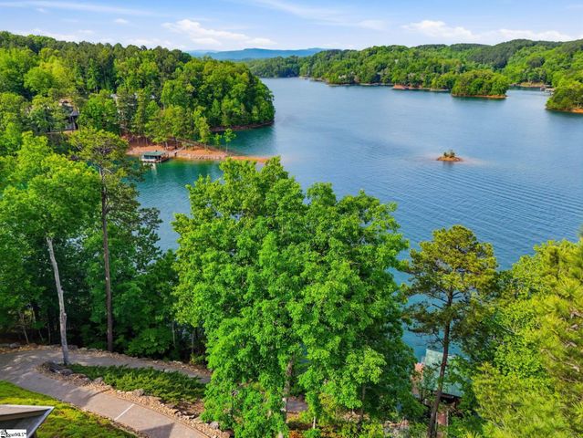 320 Knollwood Drive, Salem, SC 29676