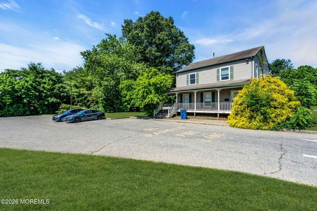 270 S Hope Chapel Road, Jackson, NJ 08527