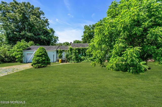 270 S Hope Chapel Road, Jackson, NJ 08527