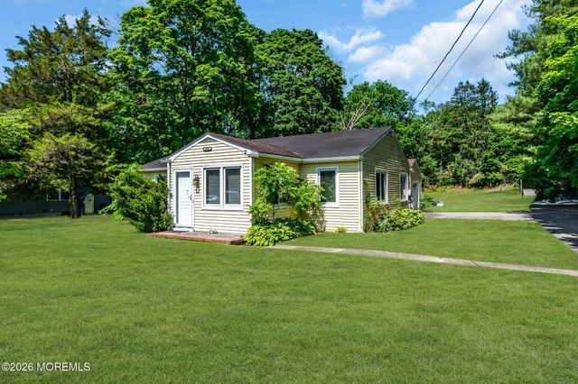 270 S Hope Chapel Road, Jackson, NJ 08527