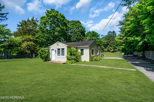 270 S Hope Chapel Road, Jackson, NJ 08527