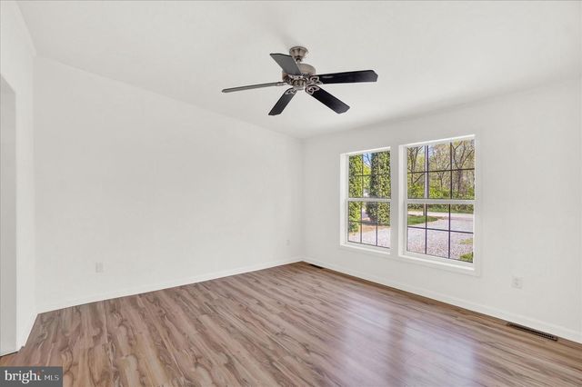 13 CEDAR TRL, Delta, PA 17314