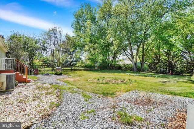 13 CEDAR TRL, Delta, PA 17314