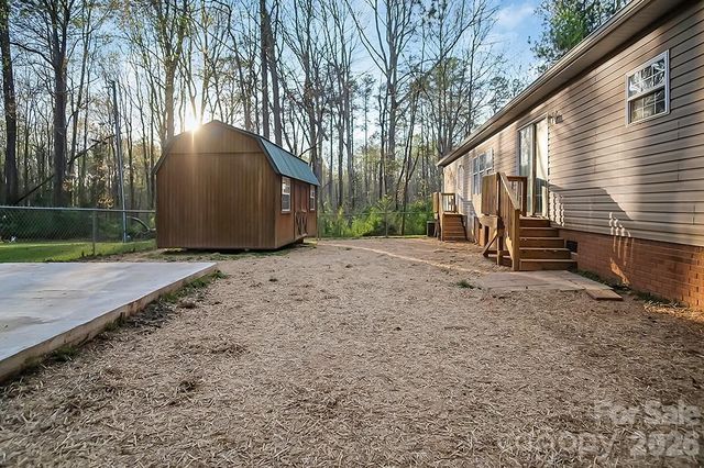 308 E Cleveland Avenue, Bessemer City, NC 28016