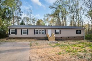 308 E Cleveland Avenue, Bessemer City, NC 28016