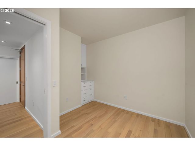 1075 Nw NORTHRUP St 2414, Portland, OR 97209