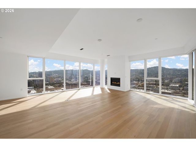 1075 Nw NORTHRUP St 2414, Portland, OR 97209