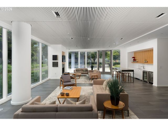 1075 Nw NORTHRUP St 2414, Portland, OR 97209