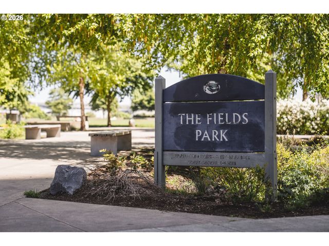 1075 Nw NORTHRUP St 2414, Portland, OR 97209
