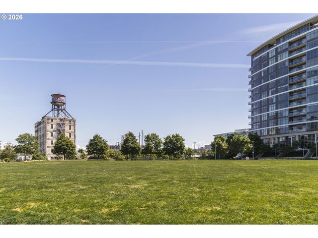 1075 Nw NORTHRUP St 2414, Portland, OR 97209