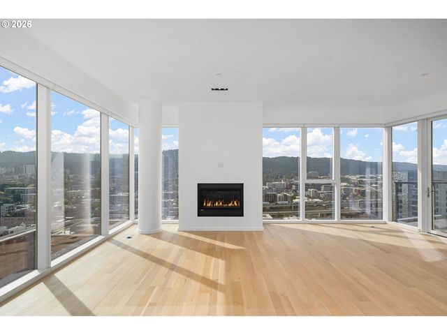 1075 Nw NORTHRUP St 2414, Portland, OR 97209