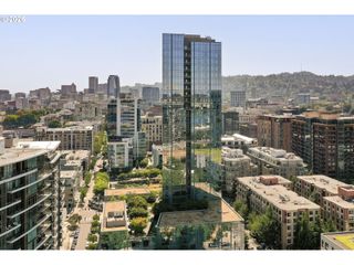 1075 Nw NORTHRUP St 2414, Portland, OR 97209