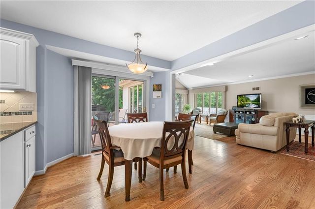 11815 Pennsylvania Avenue, Kansas City, MO 64114