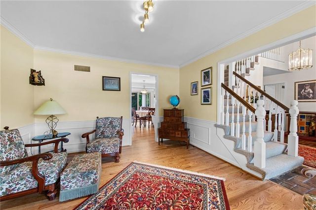 11815 Pennsylvania Avenue, Kansas City, MO 64114