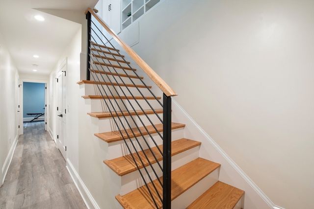 68 Concord Ave 1, Somerville, MA 02143