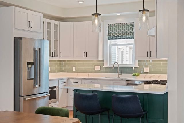 68 Concord Ave 1, Somerville, MA 02143