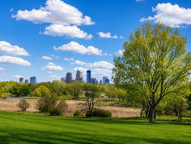 2518 Fremont Avenue N, Minneapolis, MN 55411
