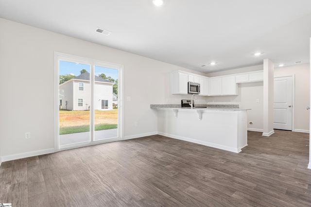 200 Blackwood Street, Greenville, SC 29611