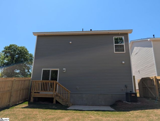 200 Blackwood Street, Greenville, SC 29611