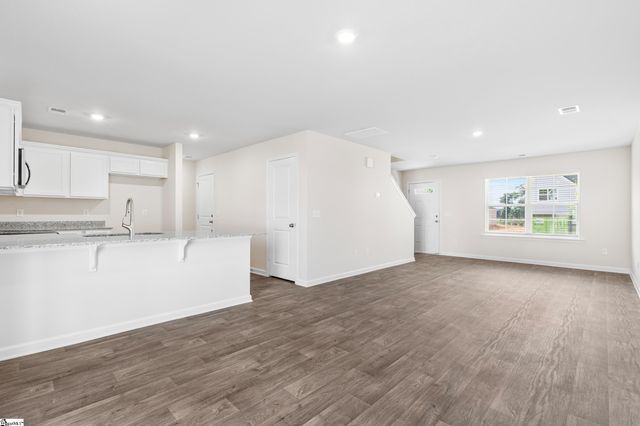 200 Blackwood Street, Greenville, SC 29611