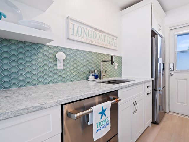 3802 GULF OF MEXICO DRIVE A203, Longboat Key, FL 34228