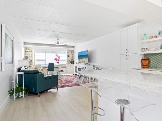 3802 GULF OF MEXICO DRIVE A203, Longboat Key, FL 34228