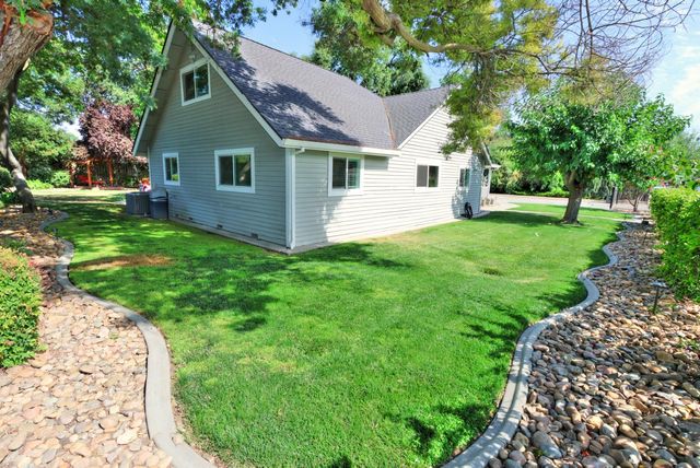 9748 Cole Dr, Stockton, CA 95212