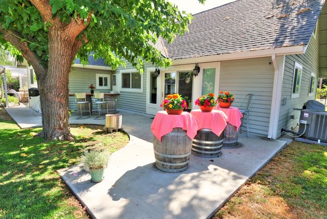 9748 Cole Dr, Stockton, CA 95212