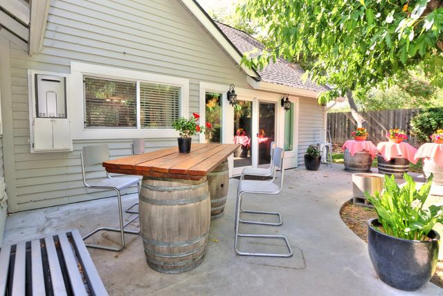 9748 Cole Dr, Stockton, CA 95212