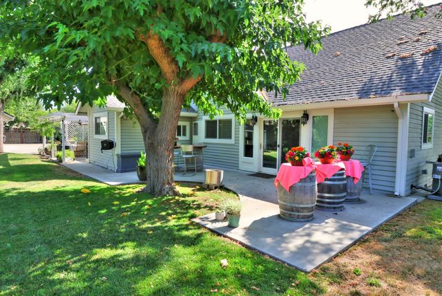 9748 Cole Dr, Stockton, CA 95212
