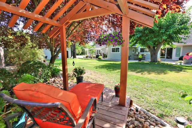 9748 Cole Dr, Stockton, CA 95212