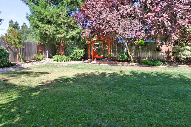 9748 Cole Dr, Stockton, CA 95212