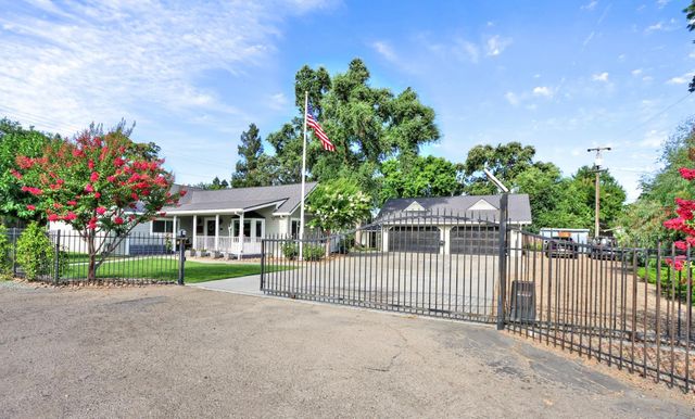 9748 Cole Dr, Stockton, CA 95212