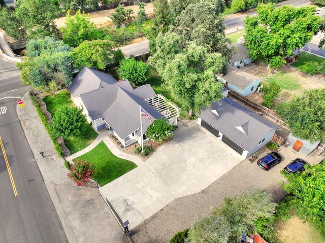 9748 Cole Dr, Stockton, CA 95212