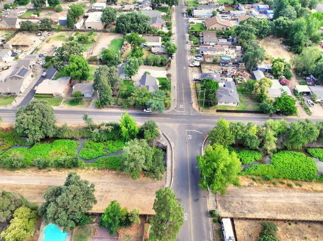 9748 Cole Dr, Stockton, CA 95212