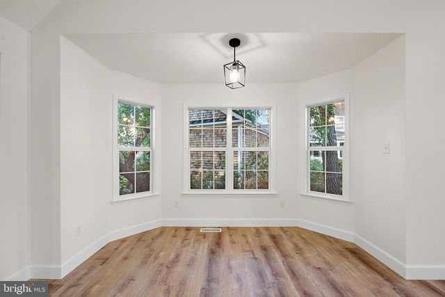1465 OCEAN PKWY, Berlin, MD 21811