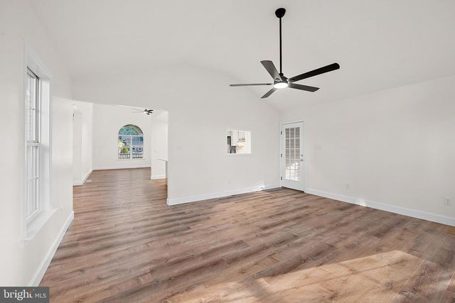 1465 OCEAN PKWY, Berlin, MD 21811
